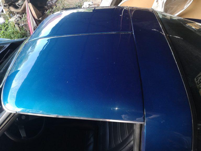 CORVETTE C3 1978 – L48 5.7L V8 – BRIGHT BLUE T-TOPS Peints , 960 exemplaires carte grise collection française, à terminer, pour la remise en route. 40200 klms au compteur
