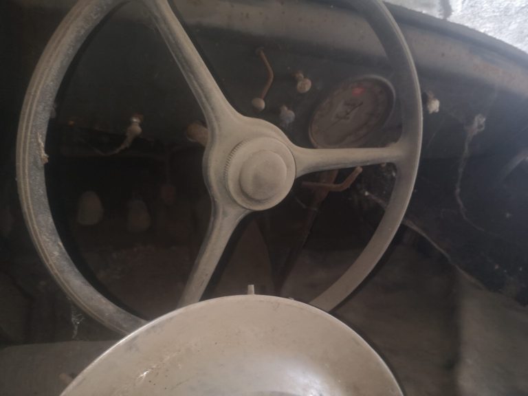 VENDU Peugeot 202 pick-up