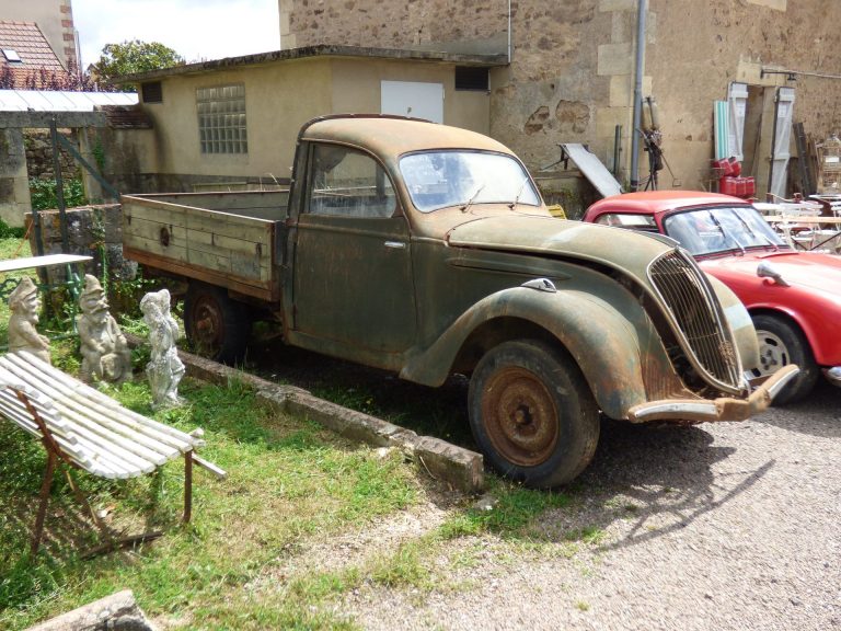 VENDU Peugeot 202 pick-up