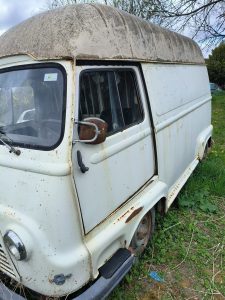 Renault Estafette spécial