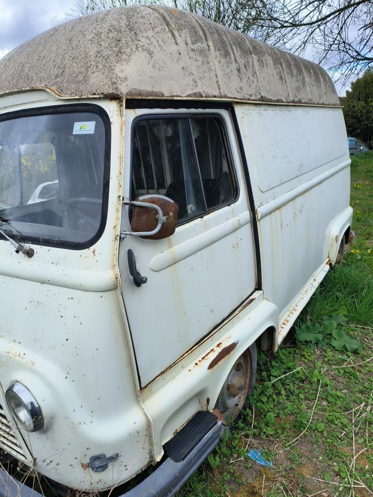 Renault Estafette spécial