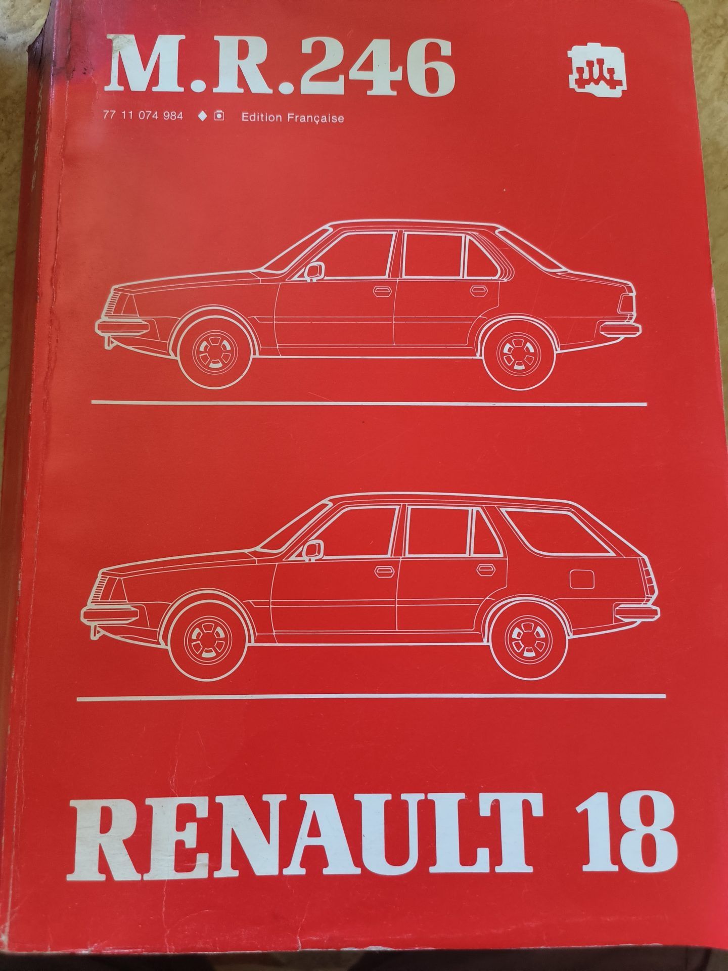 RTA Renault 18 break et berline