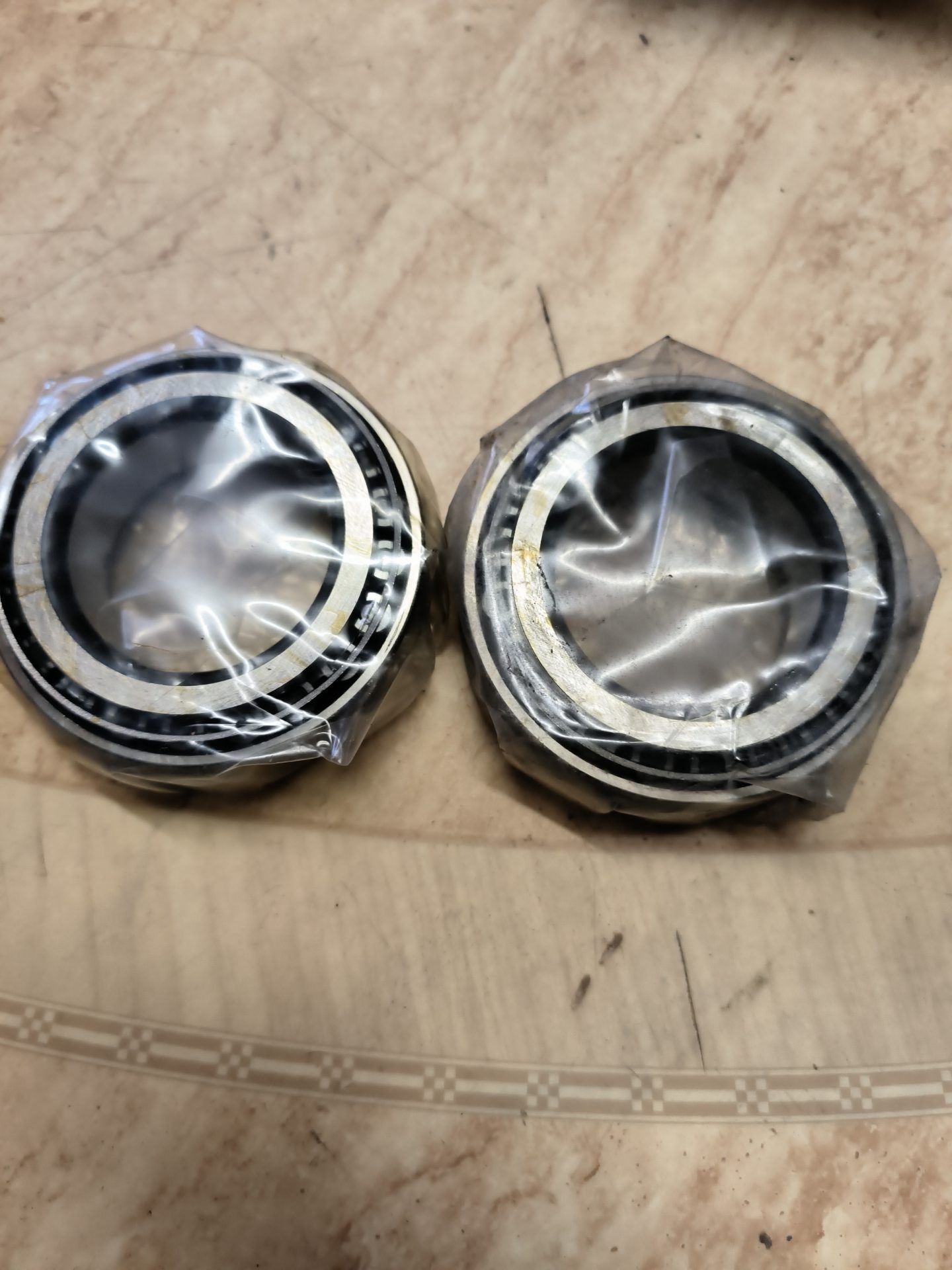 Lot de 2 roulements de roue Ford Motorcraft – Réf. 1 662 915 – NOS