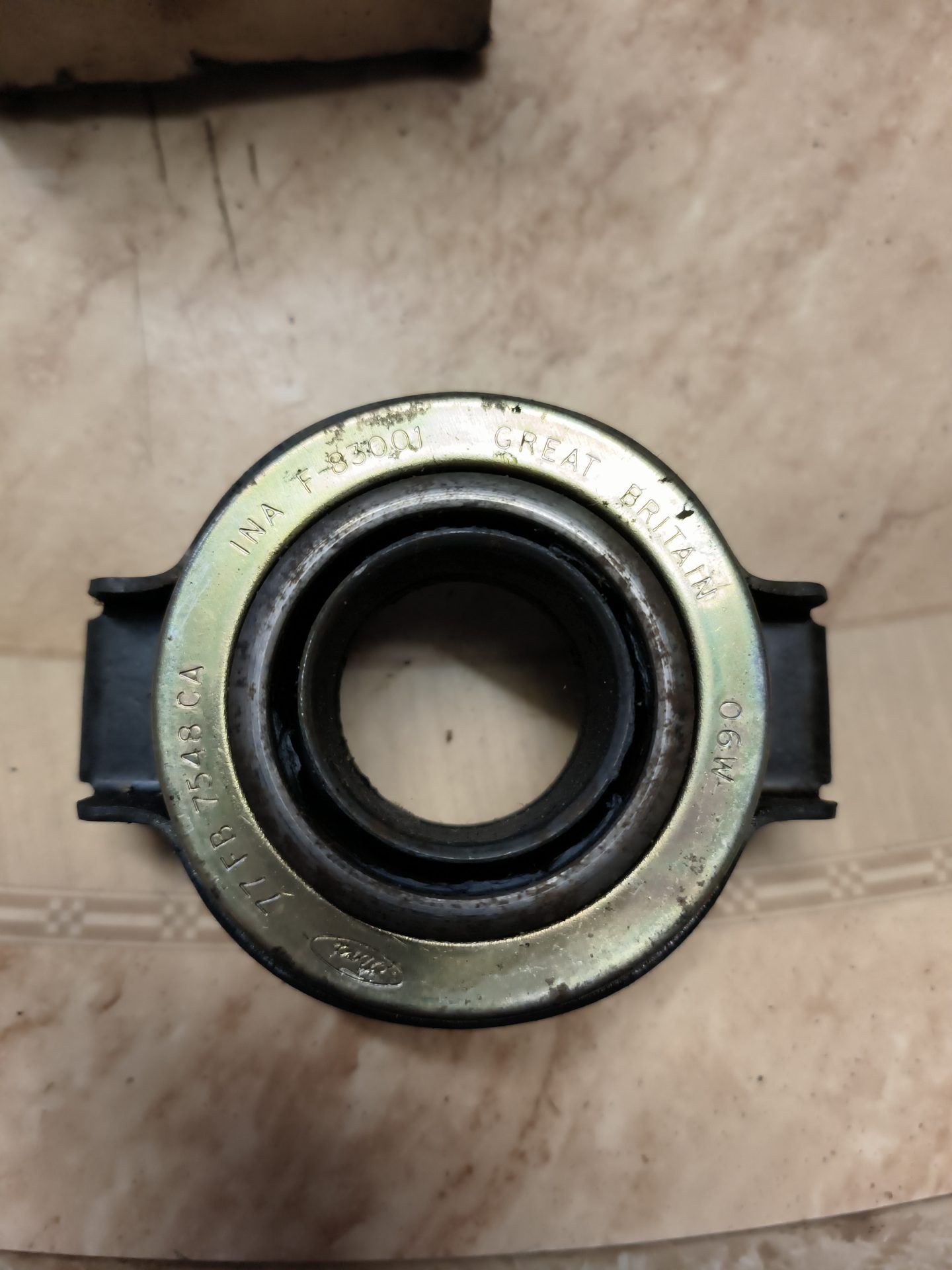 Palier central Ford – INA F-83001 / 77FB-7548-CA Neuf