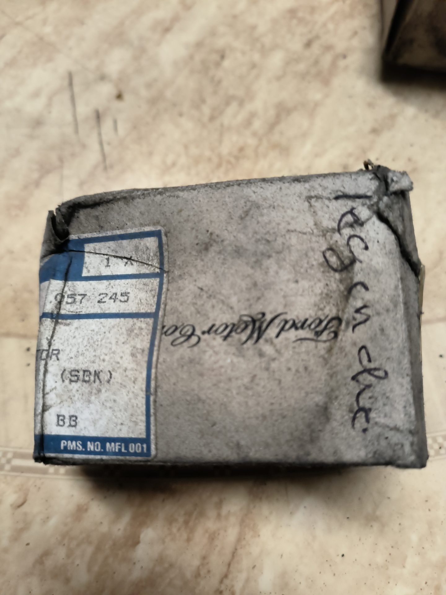 Vendu Résistance de soufflerie Ford – Réf. 88GG-18B647-BB – Neuf (ancien stock de garage) – Image 3