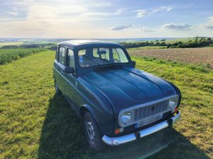 RENAULT 4 TL – 1992  SORTIE DE GRANGE CT OK