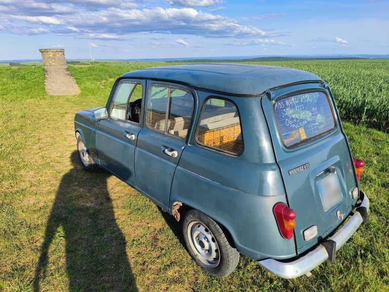 RENAULT 4 TL – 1992  SORTIE DE GRANGE CT OK