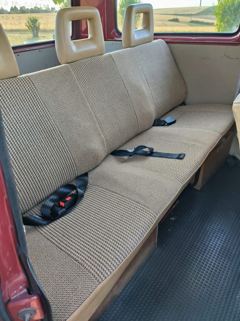VOLKSWAGEN T3 TRANSPORTER 1.6 TURBO DIESEL – 1989 – 8 PLACES