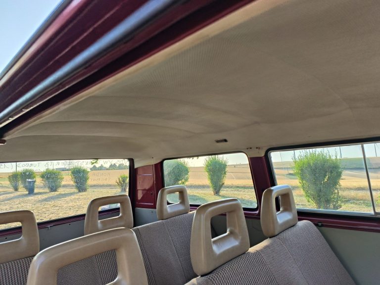 VOLKSWAGEN T3 TRANSPORTER 1.6 TURBO DIESEL – 1989 – 8 PLACES