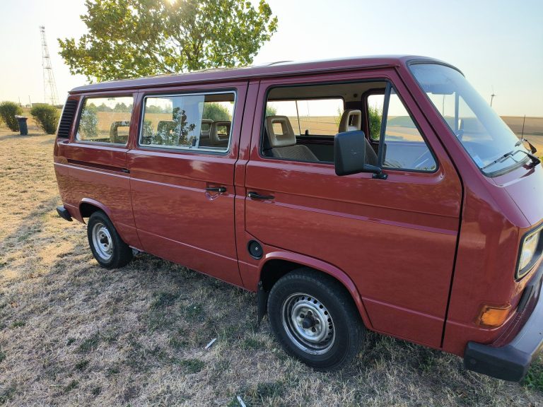 VOLKSWAGEN T3 TRANSPORTER 1.6 TURBO DIESEL – 1989 – 8 PLACES